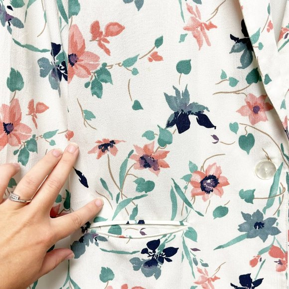 TONI GARMENT Vintage Spring Floral Long Line One Button Blazer White Pin… - Picture 8 of 16